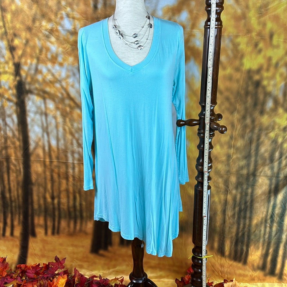 Tee shirt dress asymmetrical
